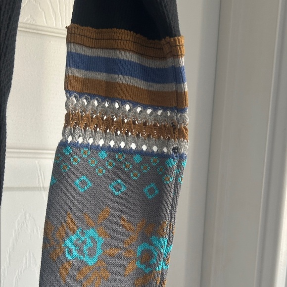 Free People Black Long Sleeve Top with Blue and Gold Accents - Picture 4 of 16